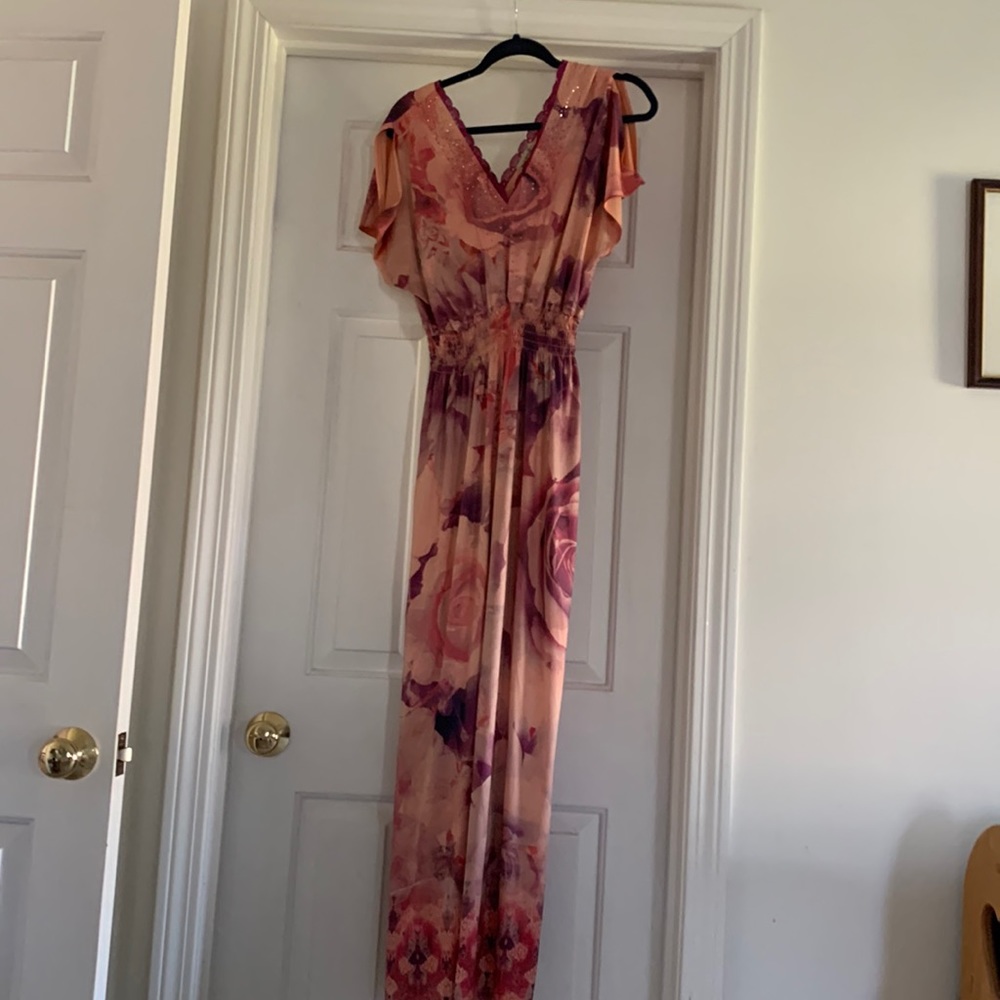 Flowy maxi dress